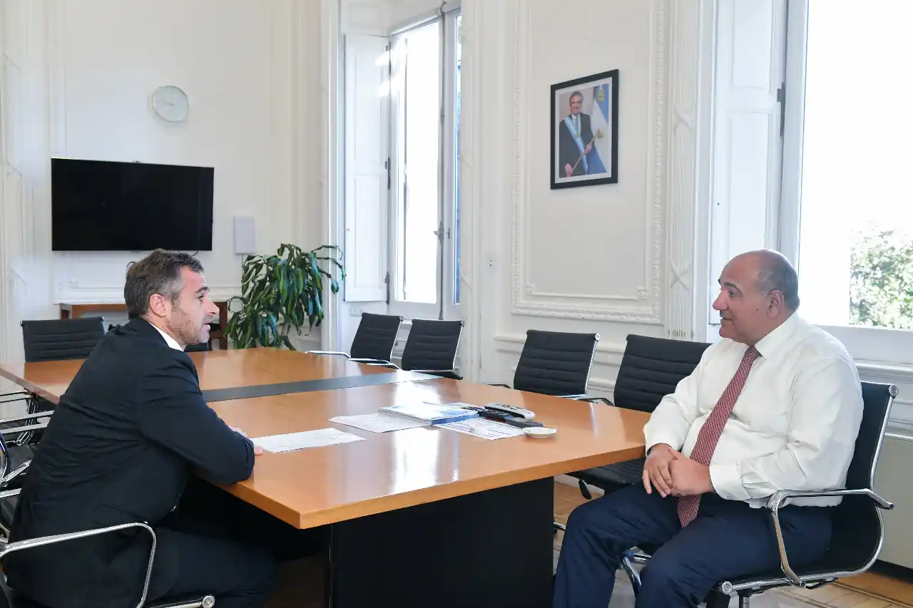 Achaval se reunió con Manzur para avanzar en el proyecto de la Universidad Nacional de Pilar