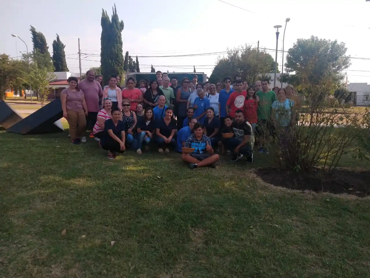 Padres por Hijos recibió fondos para la compra de diversos elementos