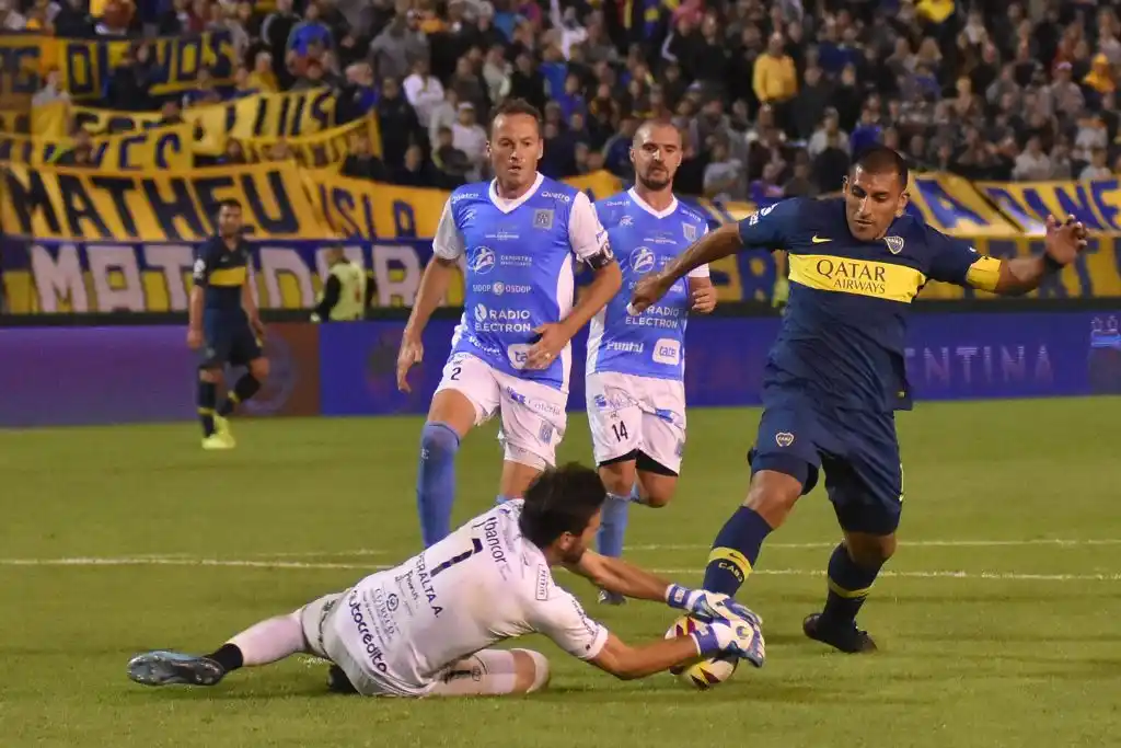 En Mar del Plata, Boca no dejó margen para sorpresas y avanzó a otra instancia