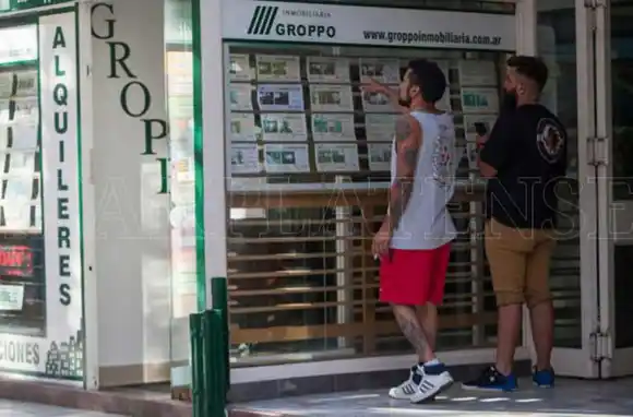 El mercado inmobiliario mostró preocupación por el cepo al dólar