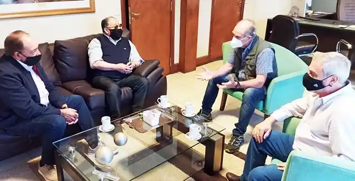 Reunión: Puerto Quequén y la Usina