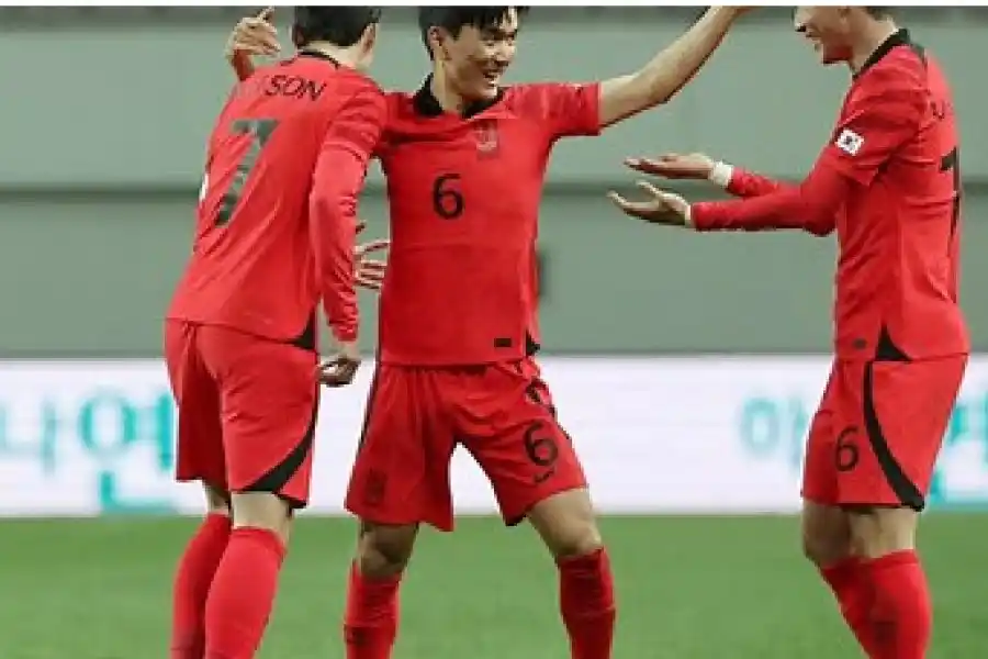 Piden cuatro años de prisiòn para futbolista coreana por grabar sus encuentros sexuales