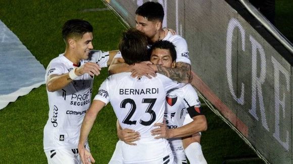 Copa Liga Profesional: Colón, a la final tras vencer a Independiente