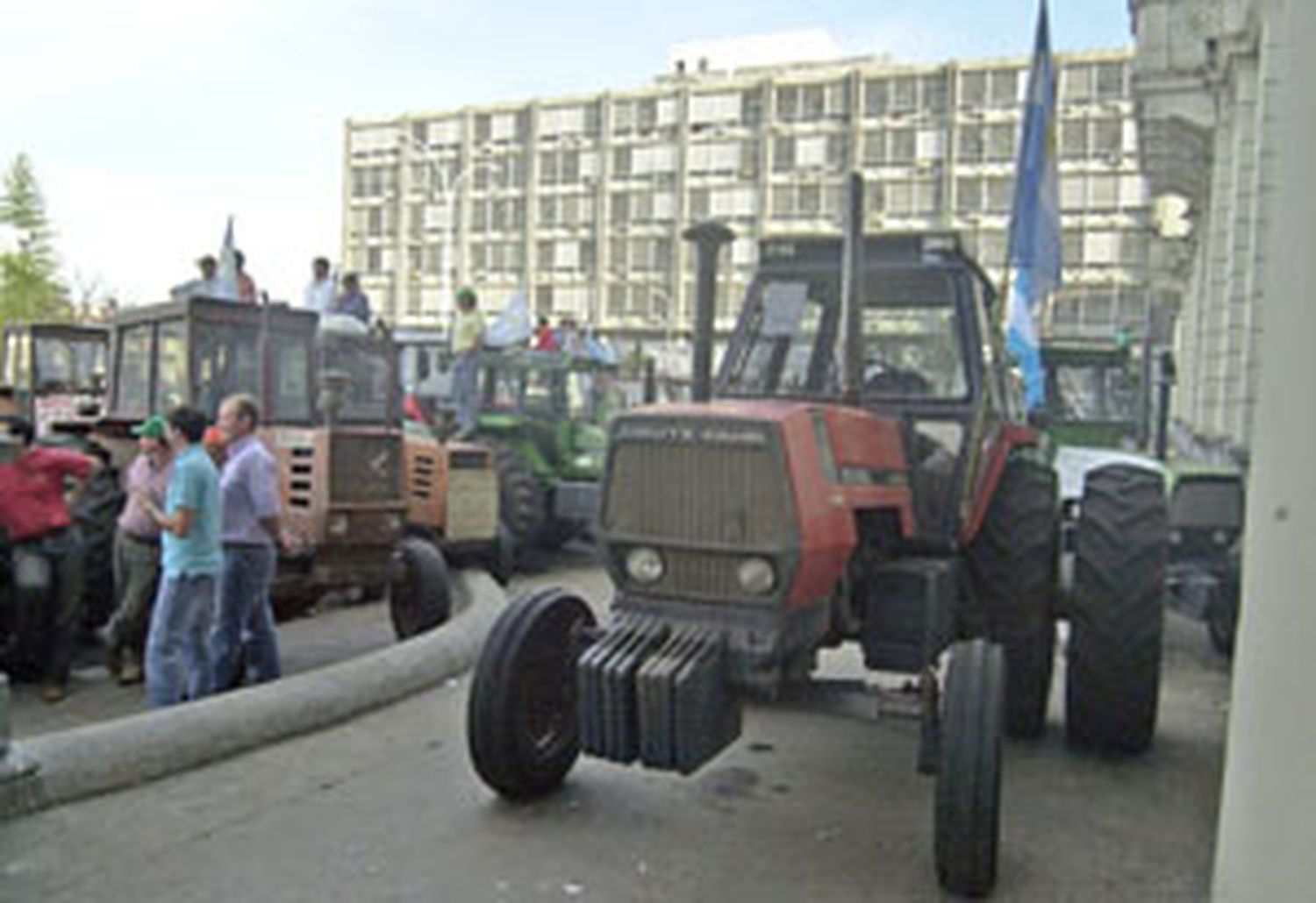 Productores manifestarán   el 9 y el 10 de diciembre  frente a la Casa Gris