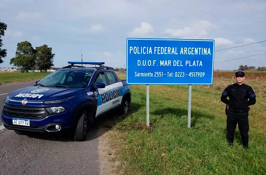 La Policía Federal presente en la Autovía 2