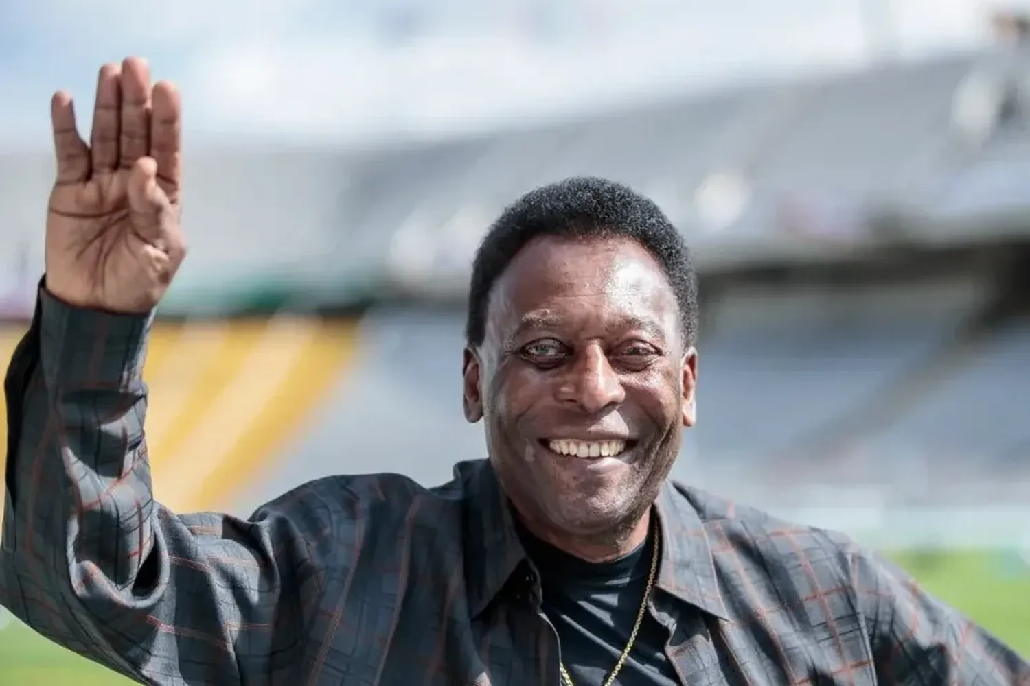 Preocupación en Brasil: el astro brasileño Pelé fue internado de urgencia