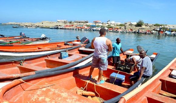 ¿SE DIERON CUENTA DE QUÉ HACE FALTA? INEA podría dotar de equipos de ubicación a embarcaciones