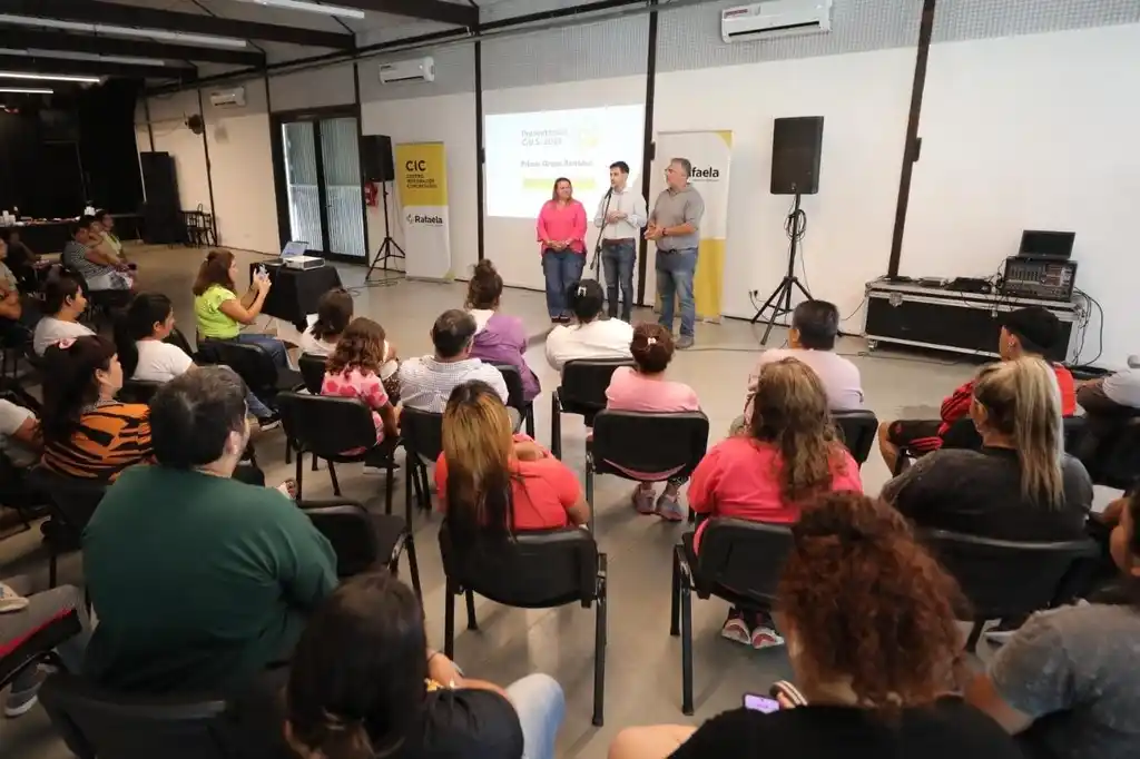 Viotti en el lanzamiento de la edición 2025 del CUS