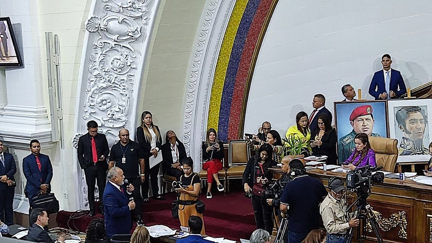 APROBADA POR AN CHAVISTA: Aplicarán Ley de Protección de Activos a usurpadores de cargos y sus colaboradores