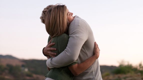 ¿Por qué se celebra el 21 de enero el "Dia Internacional del abrazo"?