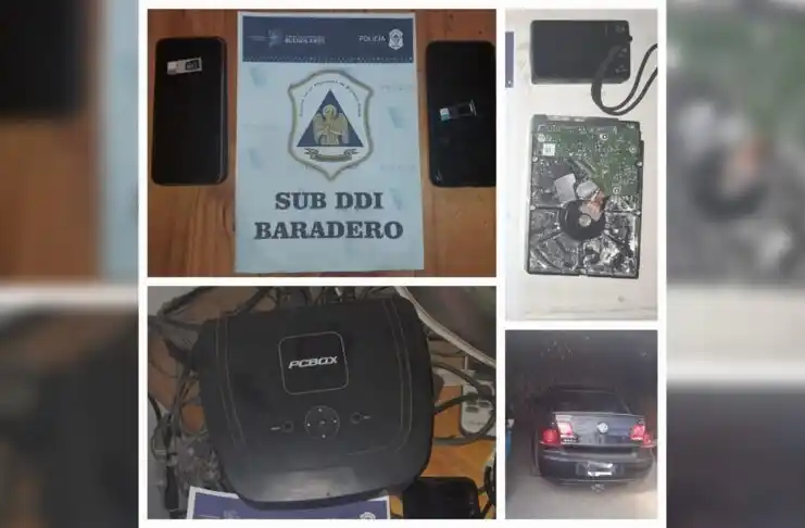 Los elementos secuestrados durante el allanamiento. Foto: Tu Radio Baradero.