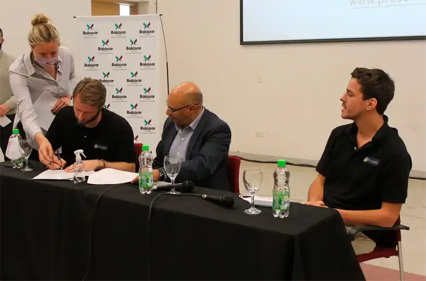 Balcarce: se firmó convenio con una firma para el sector Industrial del Bicentenario