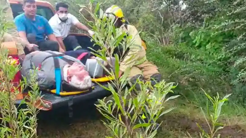 Dos adultos mayores cayeron de la aerosilla de Los Cocos