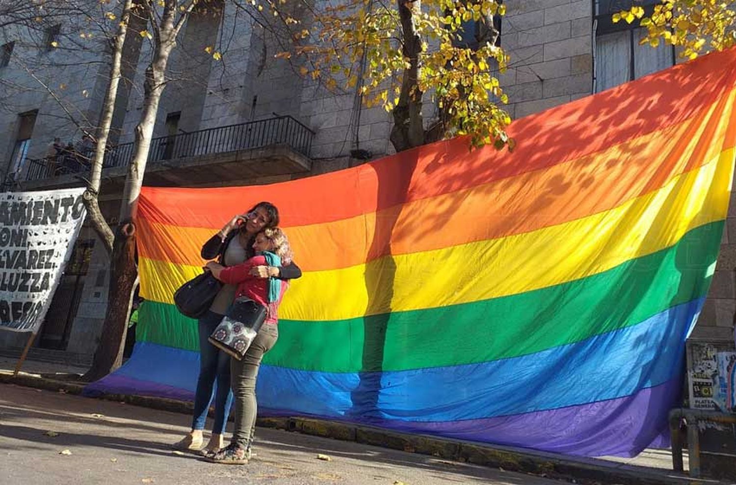 Reclamaron por el cumplimiento del cupo laboral trans en el municipio