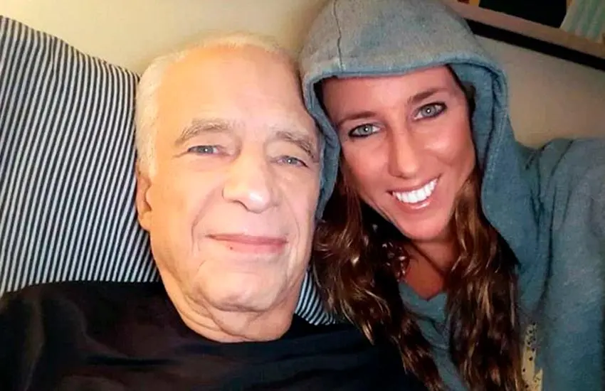 Se conoció la primera foto del hijo de Alberto Cormillot y Estefanía Pasquini: «No puedo parar de mirarlo»