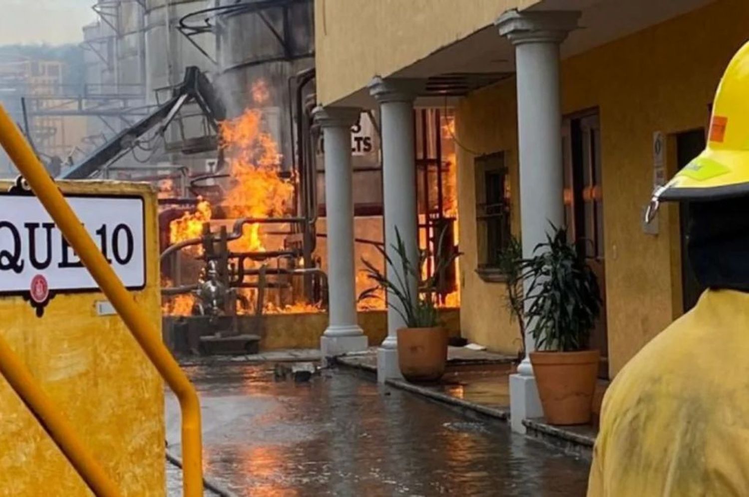 Explosión en una fábrica de tequila