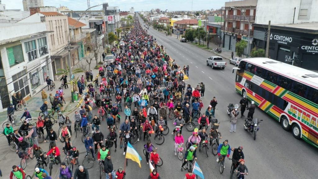 Este domingo recorrerán en bici las calles marplatenses