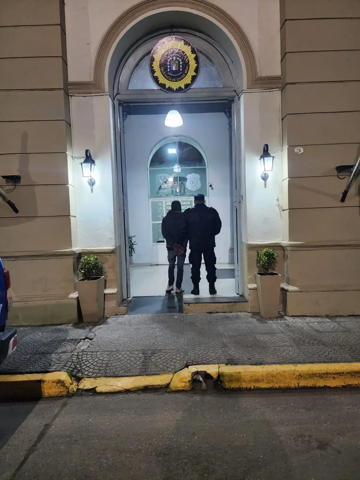 Detuvieron a un hombre que merodeaba por el Munilla con herramientas robadas