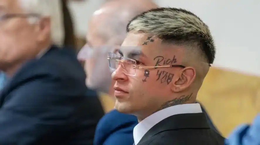 Elián Valenzuela en el Tribunal N° 3 de Mercedes.