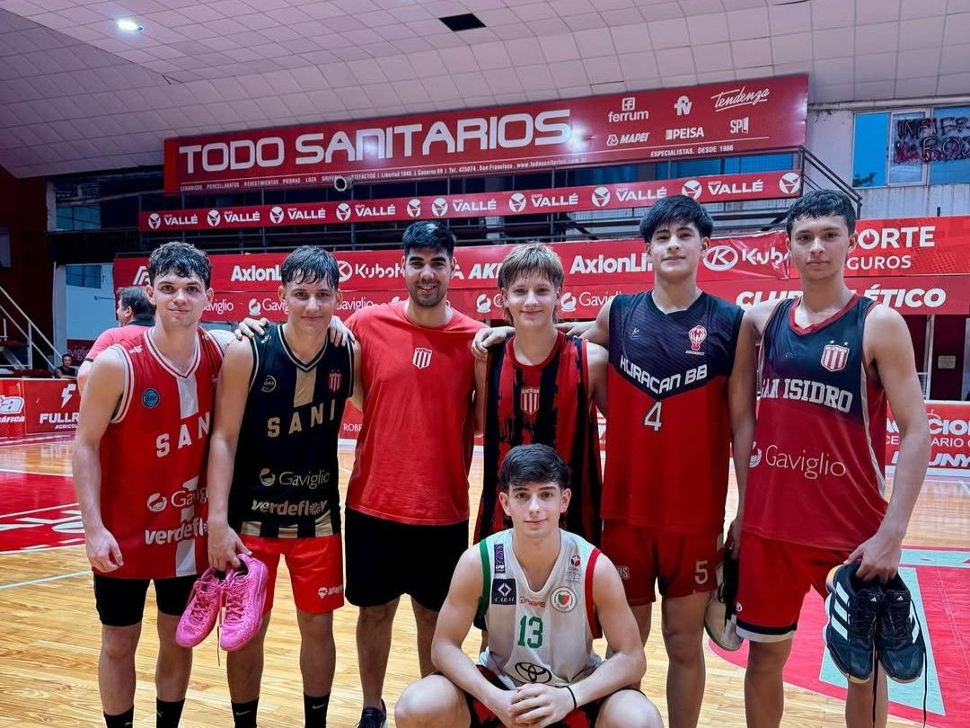 Jugadors de San Isidro fueron partes de la prueba.