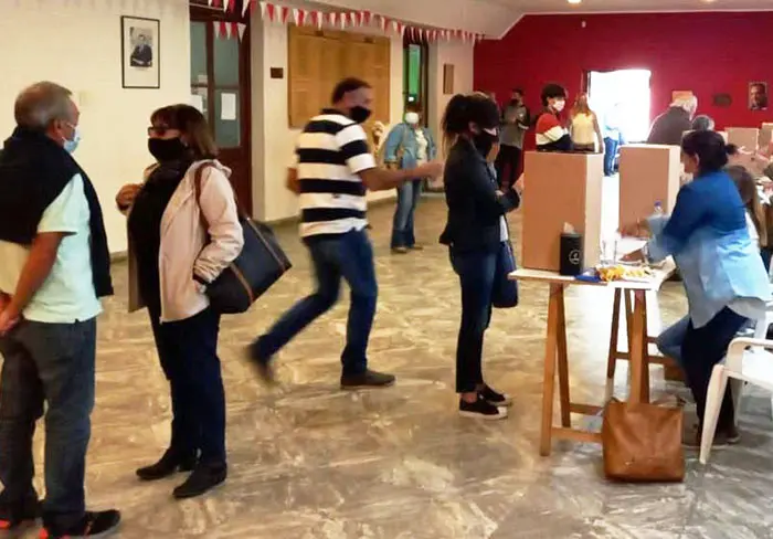 Votaron 701 afiliados y se impuso la lista de Abad