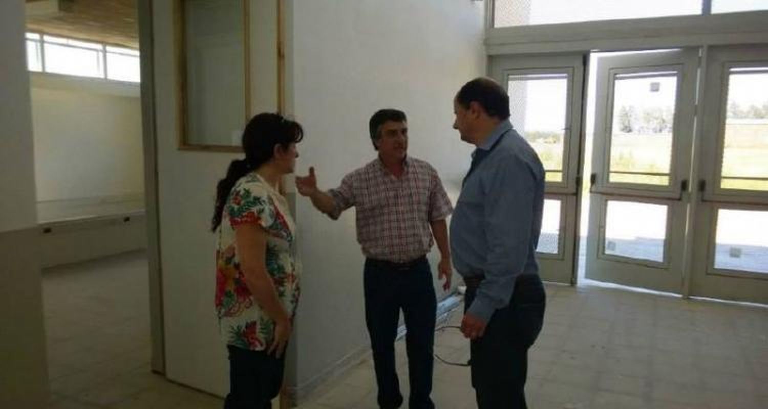 Prometen que la escuela Agropecuaria estará para enero