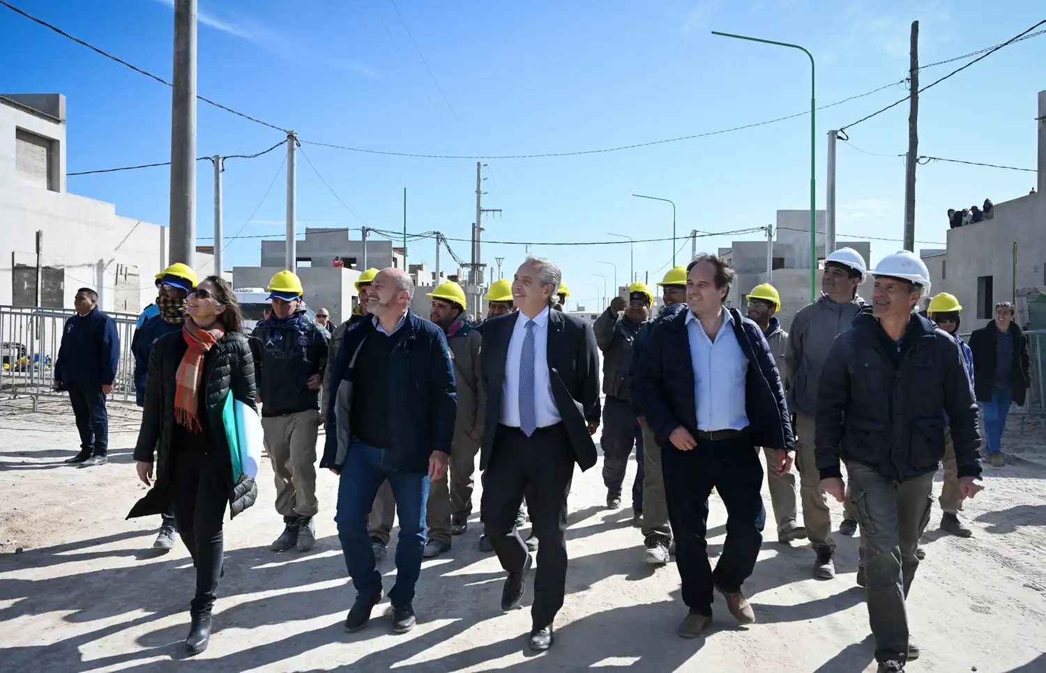Alberto Fernández visitó obras en Punta Lara.