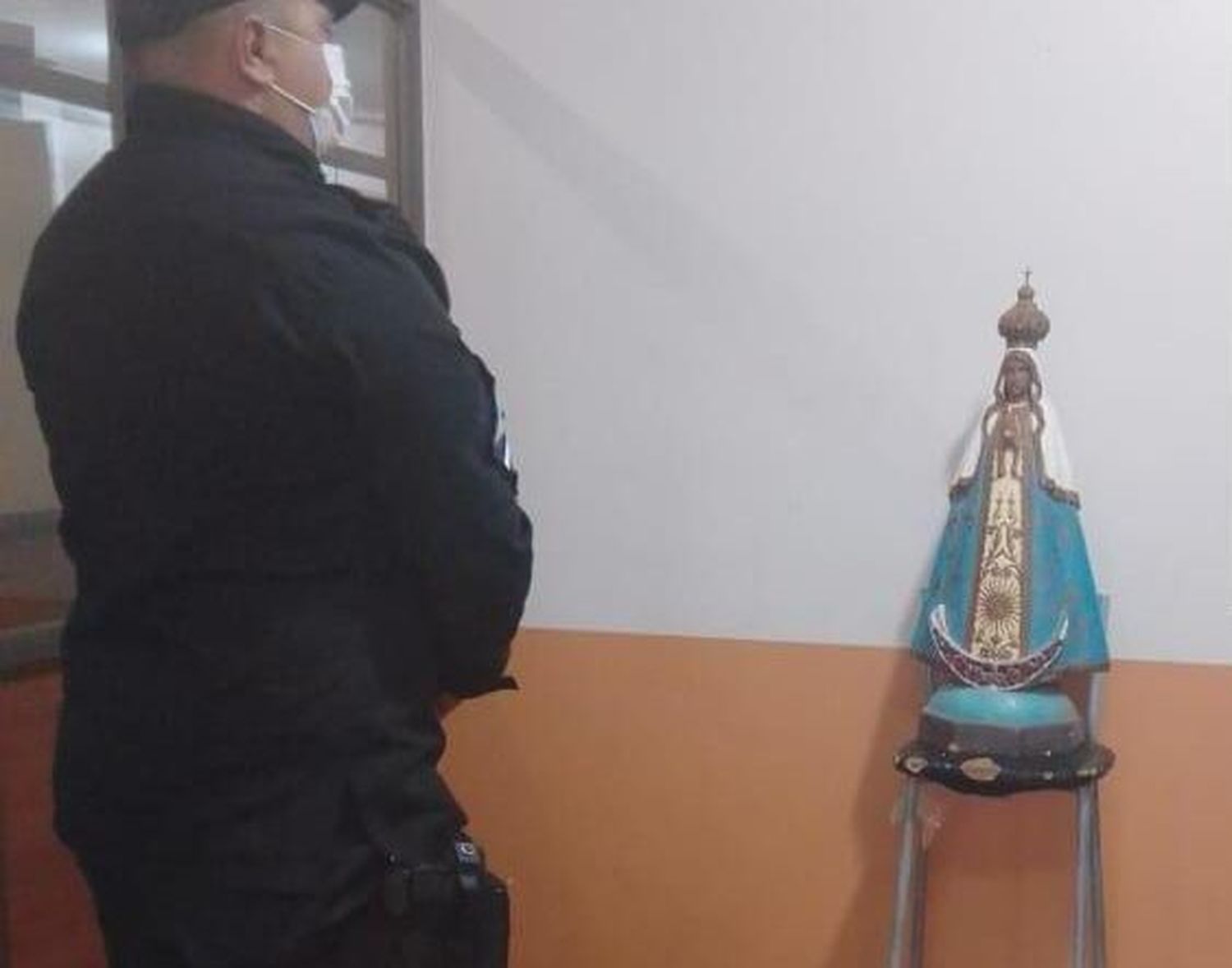 Recuperaron la imagen de una Virgen robada de una capilla