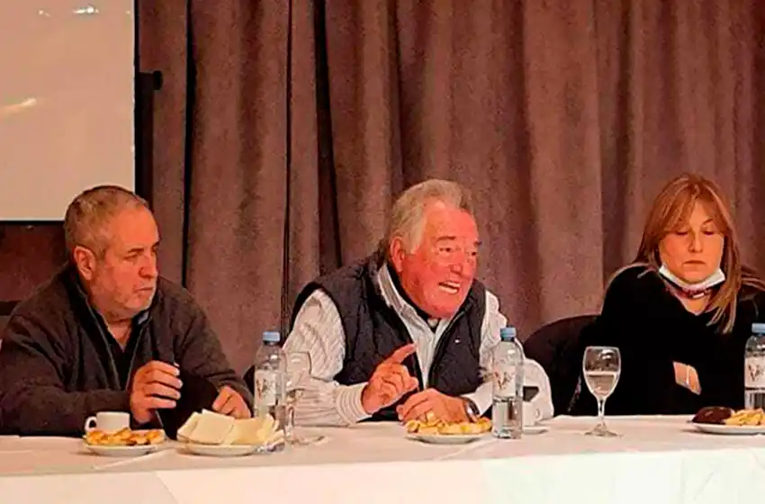 Barrionuevo en Mar del Plata: "Tiene que volver a ser feliz todo el año"