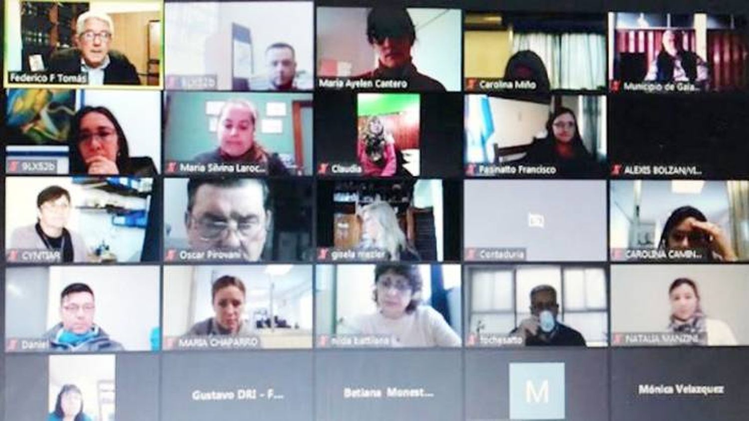 El Tribunal de Cuentas realizó un encuentro virtual con 70 contadores municipales