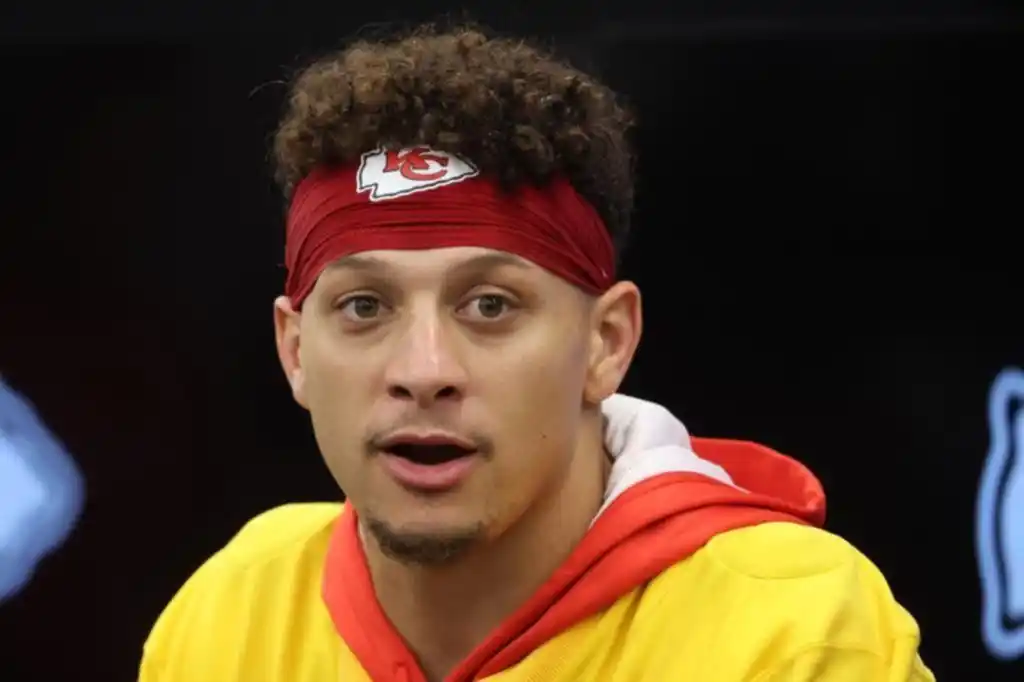 ¿Patrick Mahomes se pasa de la NFL al flag football?