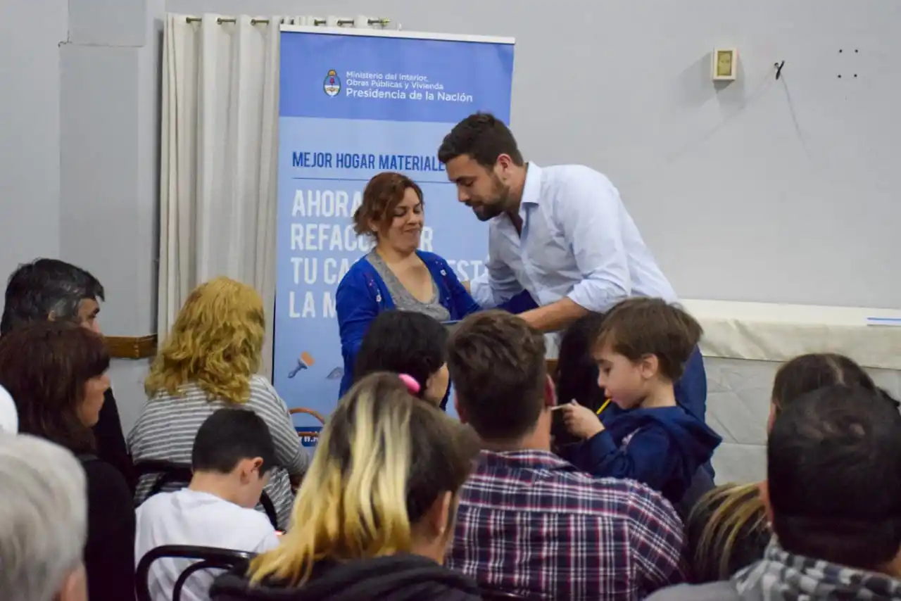 Nación invierte 6 millones de pesos en Hurlingham para mejoras en los hogares