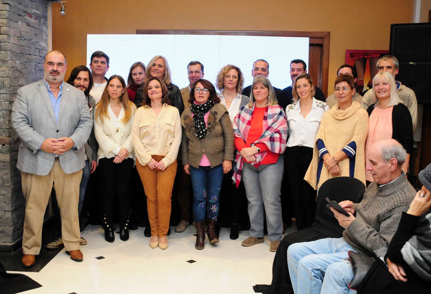 “Nunca tuvimos que negociar cargos ni valores”, destacó Andrea Almenta