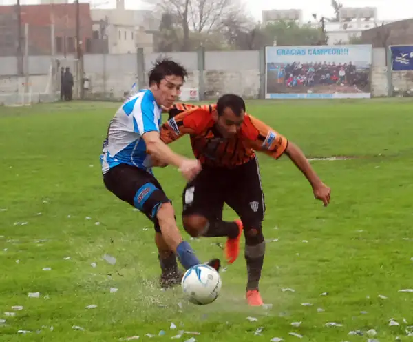 Juventud repartió puntos con Chaco, pero sigue en la punta de la Zona 4 