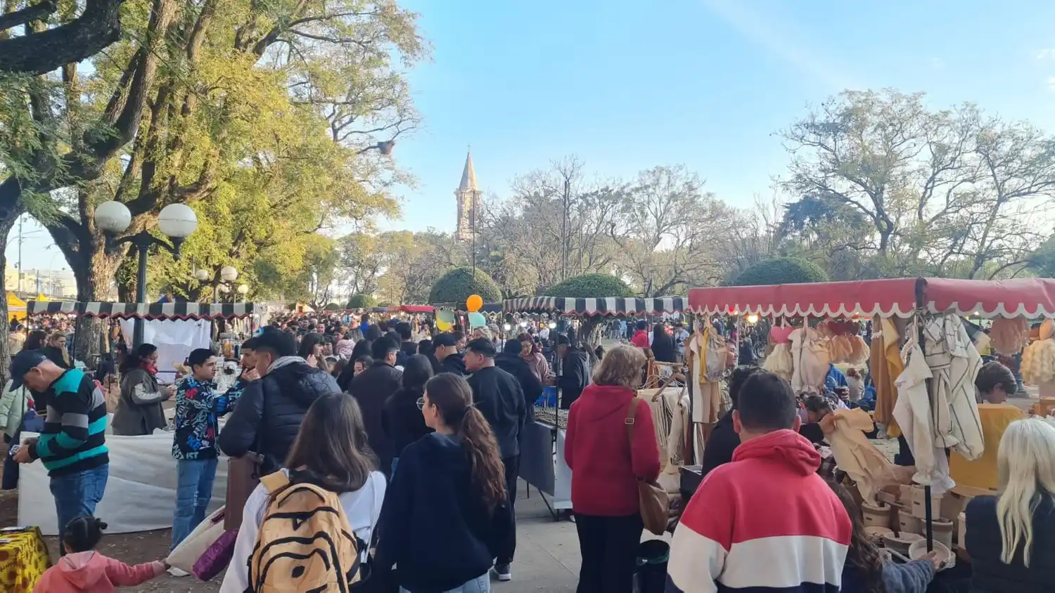 Llega la primera edición de junio de Plaza Feria