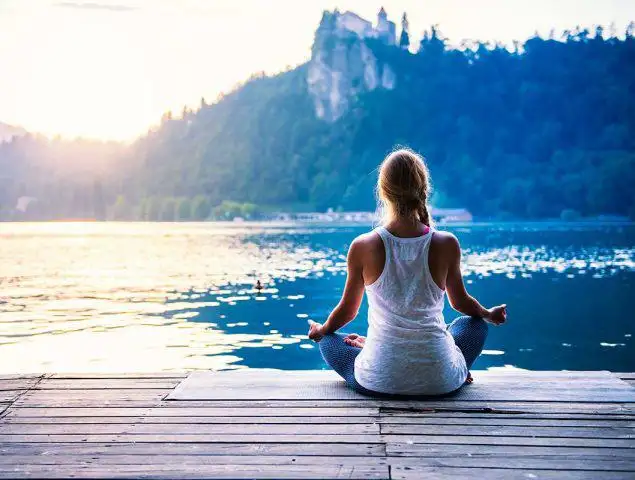 La meditación combate el estrés