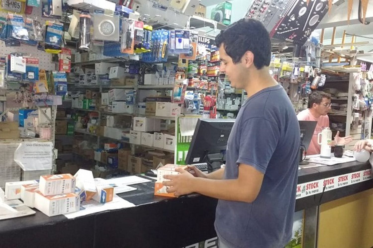 Convocan a empresas y comercios que quieran sumar jóvenes