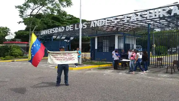SOLIDARIDAD: profesores de la ULA-Táchira donan sus sueldos a colegas enfermos