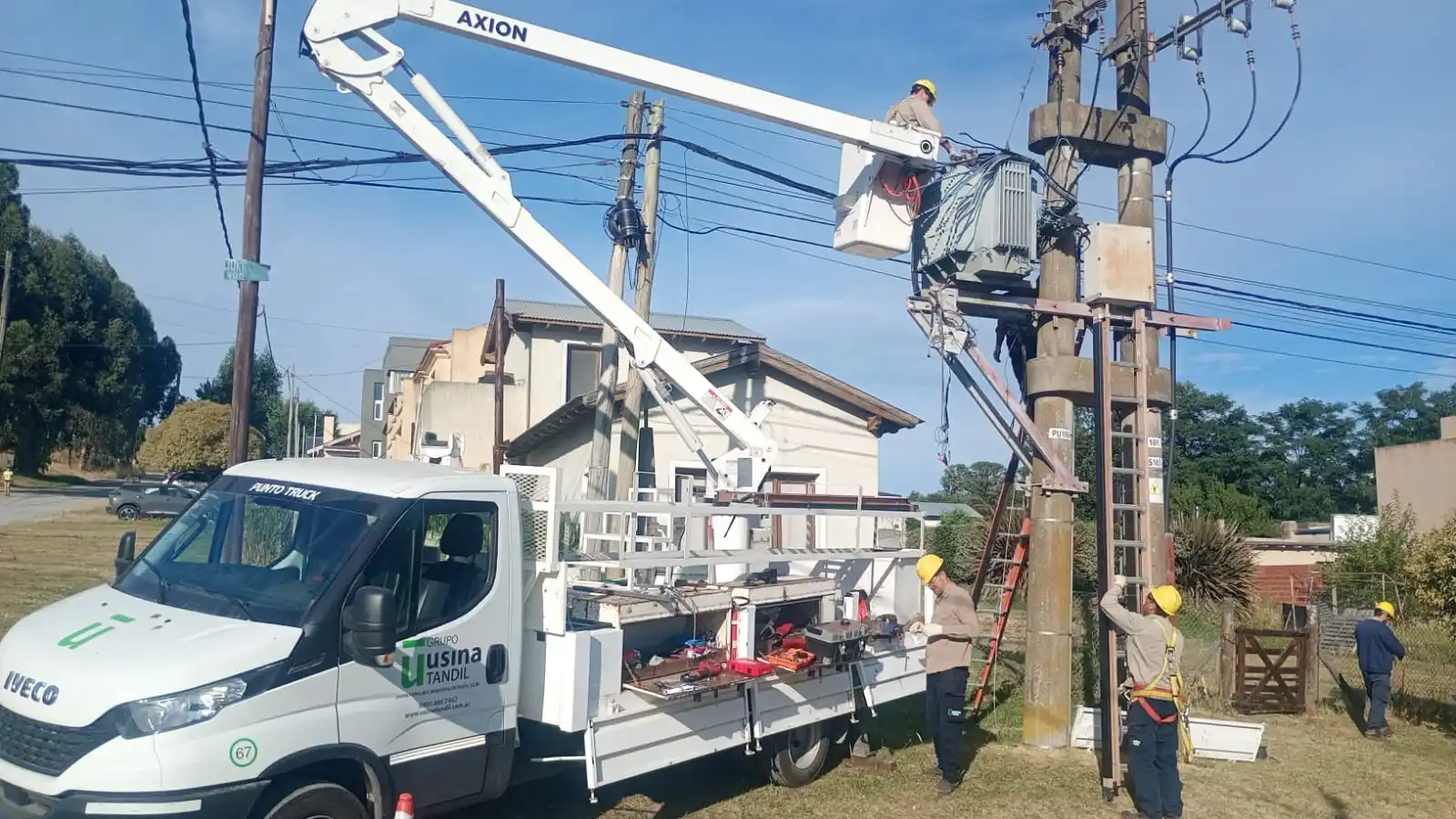 La Usina reforzó el servicio eléctrico en la zona del Dique.