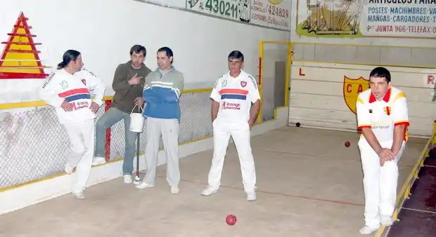 Se jugó la séptima fecha en el torneo local de bochas por tríos