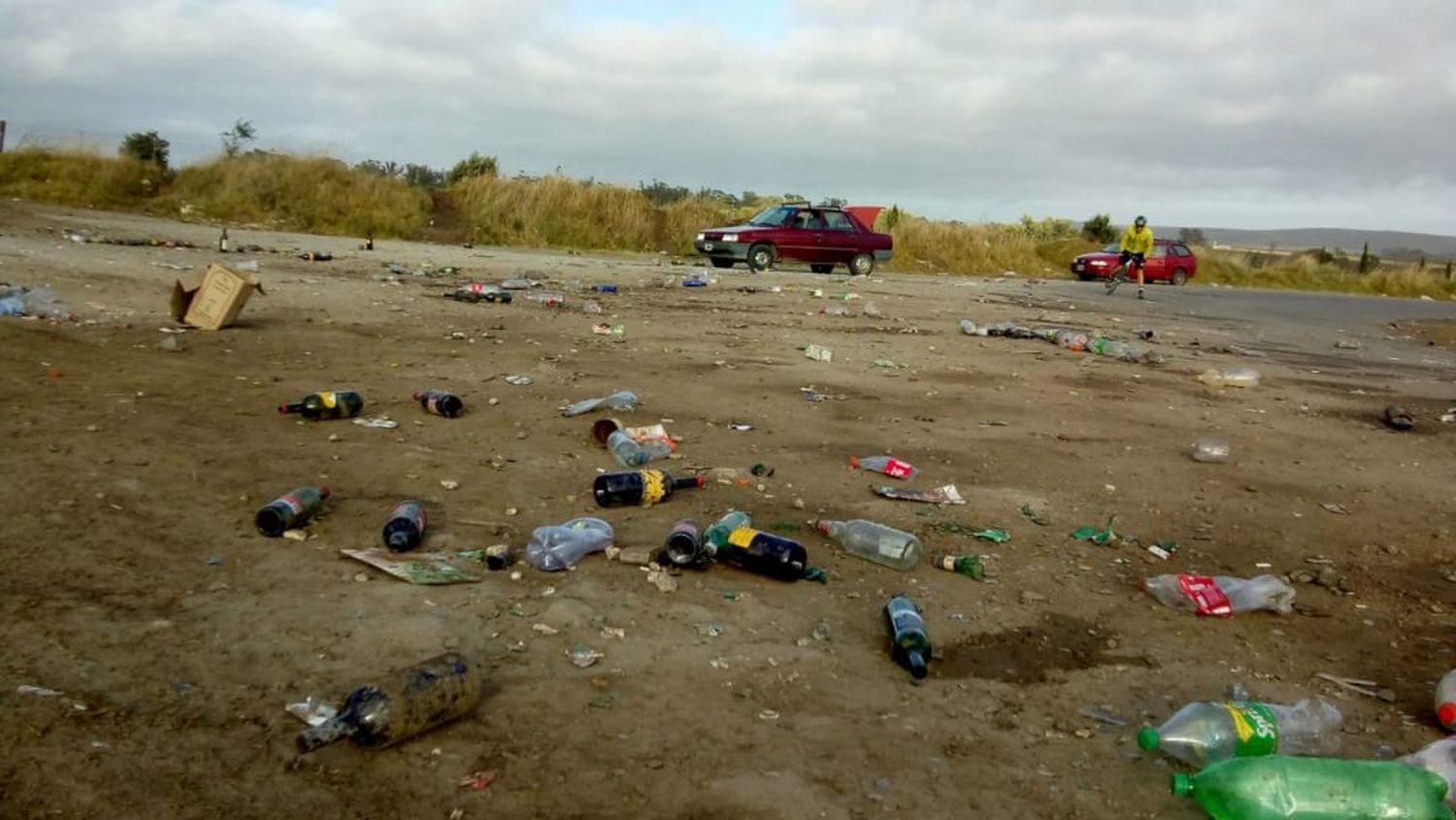 Vecinos alertaron por el basural y el peligro que generan las fiestas clandestinas en zona de El Centinela