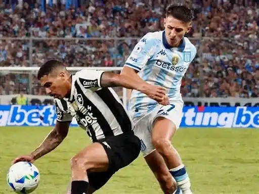 Racing define la Recopa Sudamericana frente a Botafogo desde las 21:30 en Río.Foto: © NA