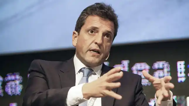 Tras acuerdo por Ganancias, Massa pide "reforma integral" de impuestos