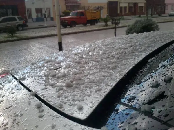 Ola polar: Registran caída de nieve en Buenos Aires
