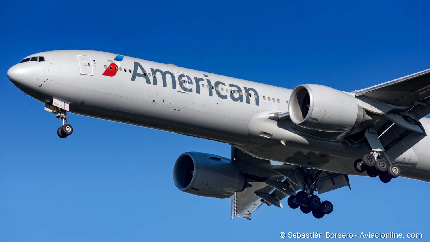 Estados Unidos: American Airlines reducirá 19.000 empleos en Octubre y las demás aerolíneas siguen la tendencia.