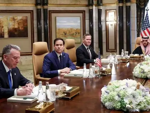 EEUU y Ucrania definen en Arabia Saudita una salida a la guerra en medio de las presiones para pactar con Rusia.