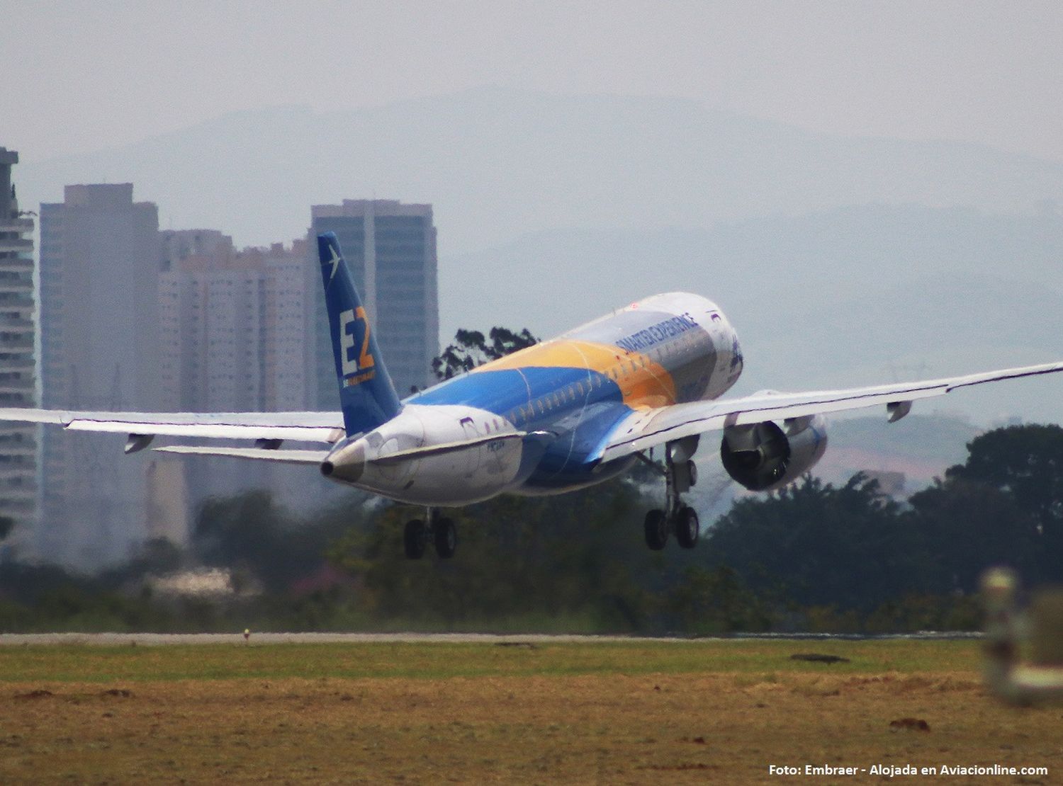 Avanza el programa de certificación del Embraer E190-E2