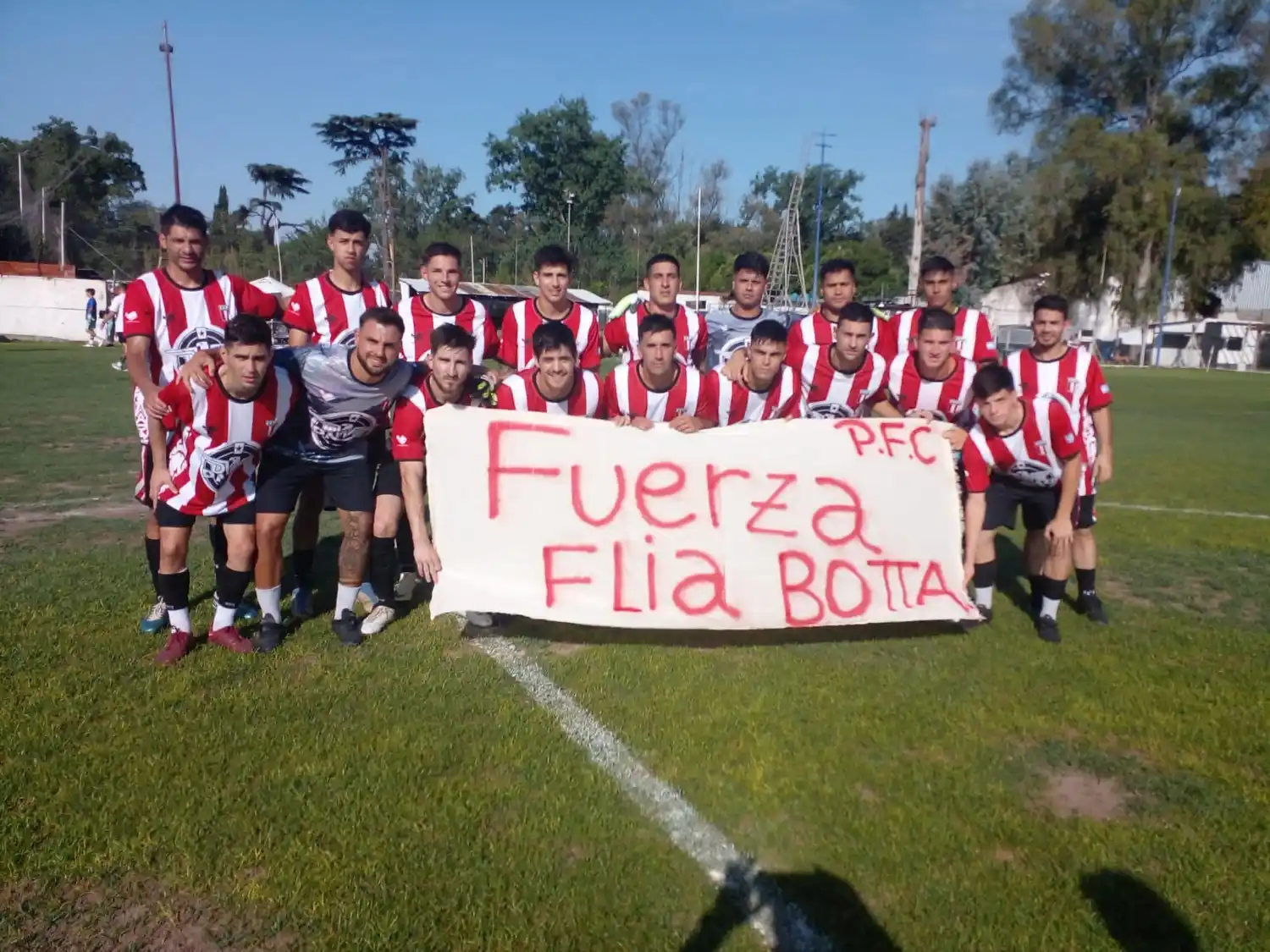 Paraná ganó ante Deportivo Malvinas pero no pudo asegurar su clasificación.