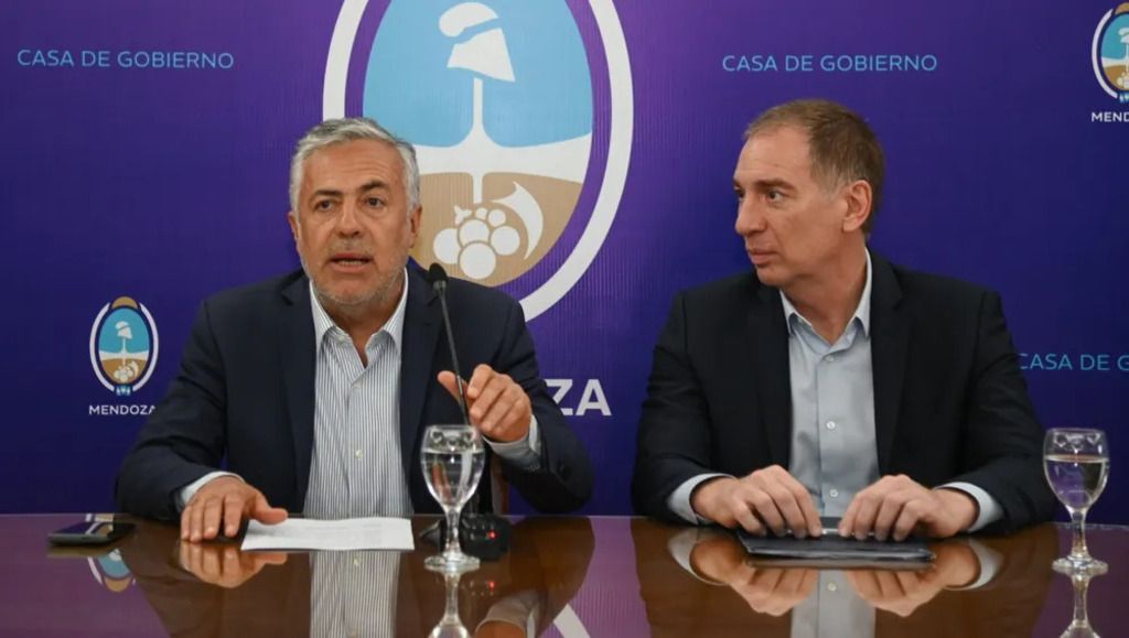 El gobernador Alfredo Cornejo recibió al flamante ministro del Interior, Diego Santilli, en Casa de Gobierno.  Prensa Gobierno de Mendoza