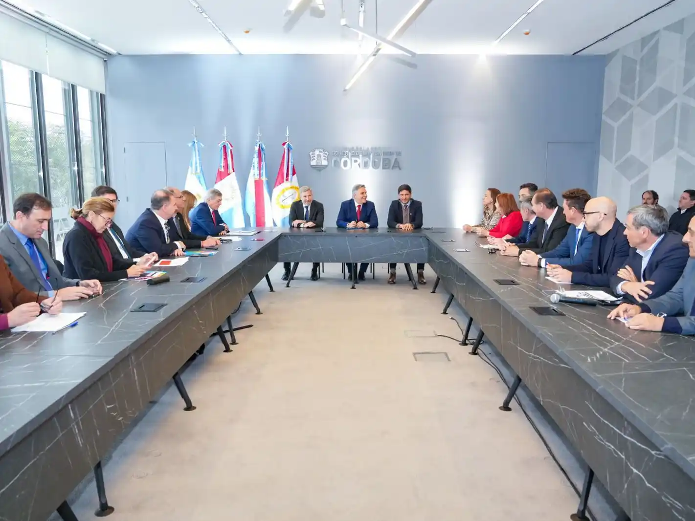 Gobernadores de la Región Centro reclamaron por el fin de las retenciones al campo.